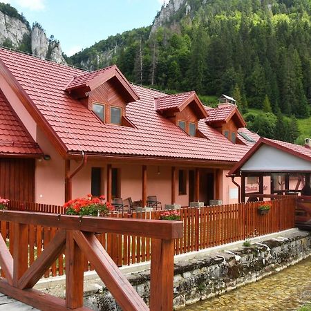 Chata Pelc Stratená Exteriér fotografie